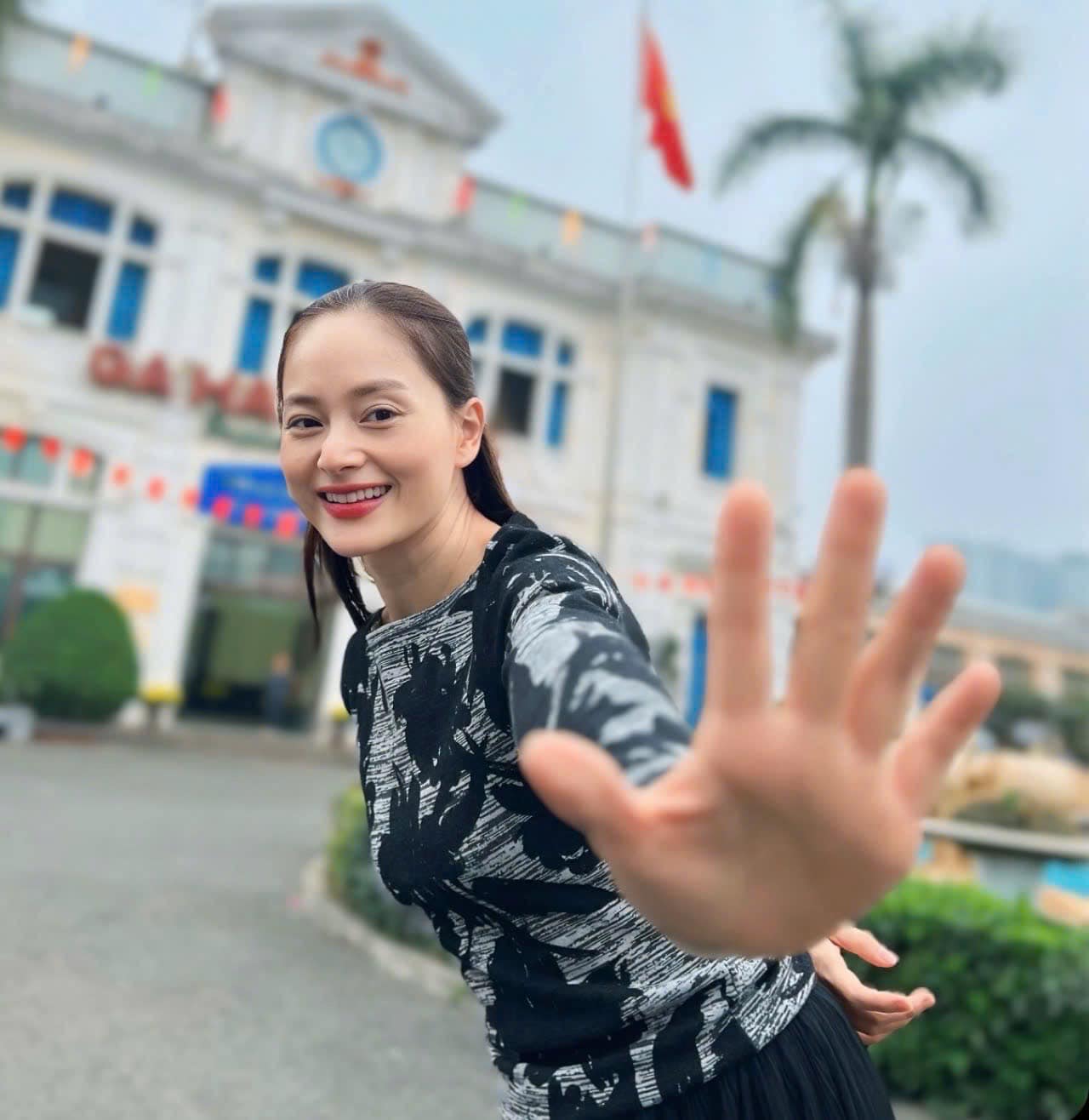 Lan Phương từng để lộ nhiều dấu hiệu bất ổn trước khi làm thủ tục ly hôn đơn phương chồng Tây- Ảnh 10.