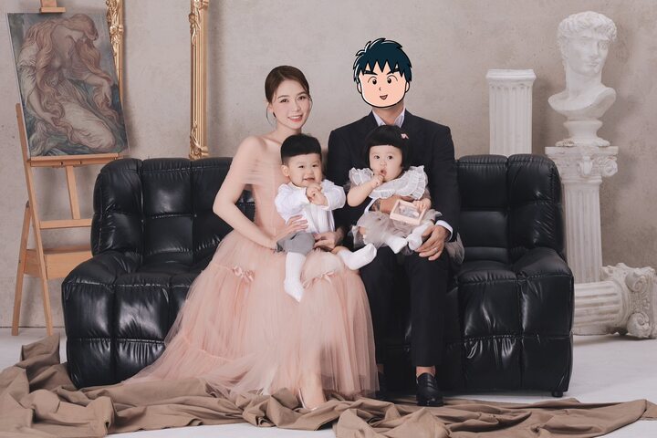 Liên tục che mặt chồng khi đăng ảnh, Sam bị chỉ trích