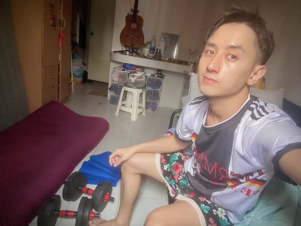 Sao nam Vbiz bị HIV mỗi ngày đều sống trong sợ hãi: Chỉ mong kiếm được 10 ngàn, ước muốn 1 điều xót xa- Ảnh 5.