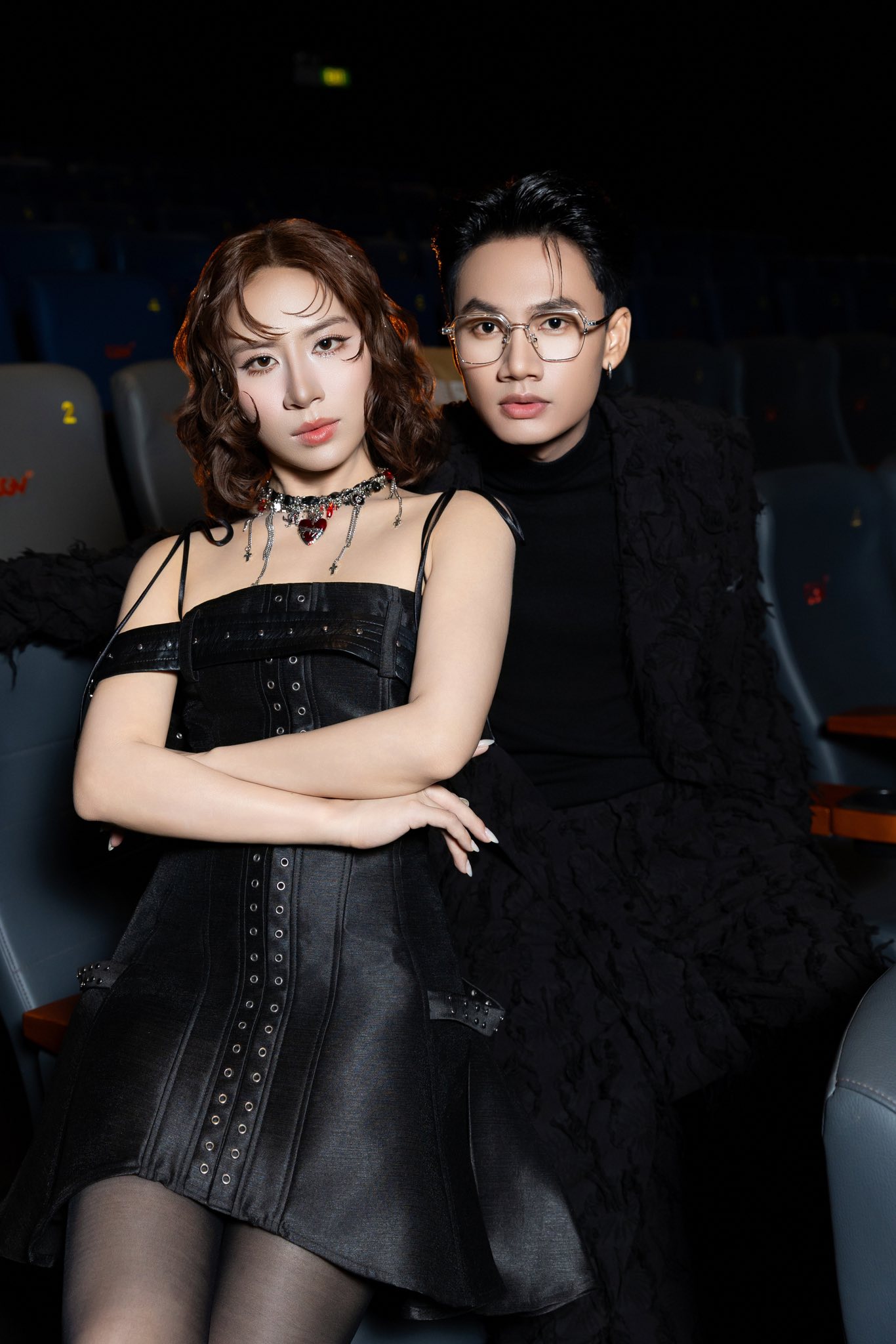 Cặp sao Việt bị đồn hẹn hò suốt 2 năm: Nhà gái là “nấm lùn” có 5 triệu fan, nhà trai cực đa tài- Ảnh 5.