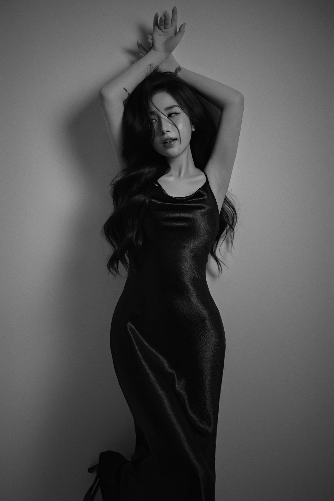 "Vợ quốc dân" Tiểu Hý gây thương nhớ với bộ ảnh tuyệt đối "slay" 4933069491420168225809052443920523154958134n 17456507224241254993881 1745653267061 17456532671671924236408