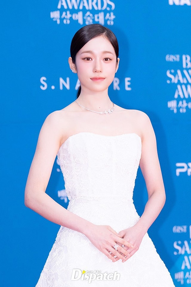 Nữ thần thanh xuân diễn đỉnh đến mức lập kỷ lục 61 năm mới có 1 lần, đẹp tựa sương mai càng ngắm càng mê- Ảnh 2. Nữ thần thanh xuân diễn đỉnh đến mức lập kỷ lục 61 năm mới có 1 lần, đẹp tựa sương mai càng ngắm càng mê- Ảnh 2.