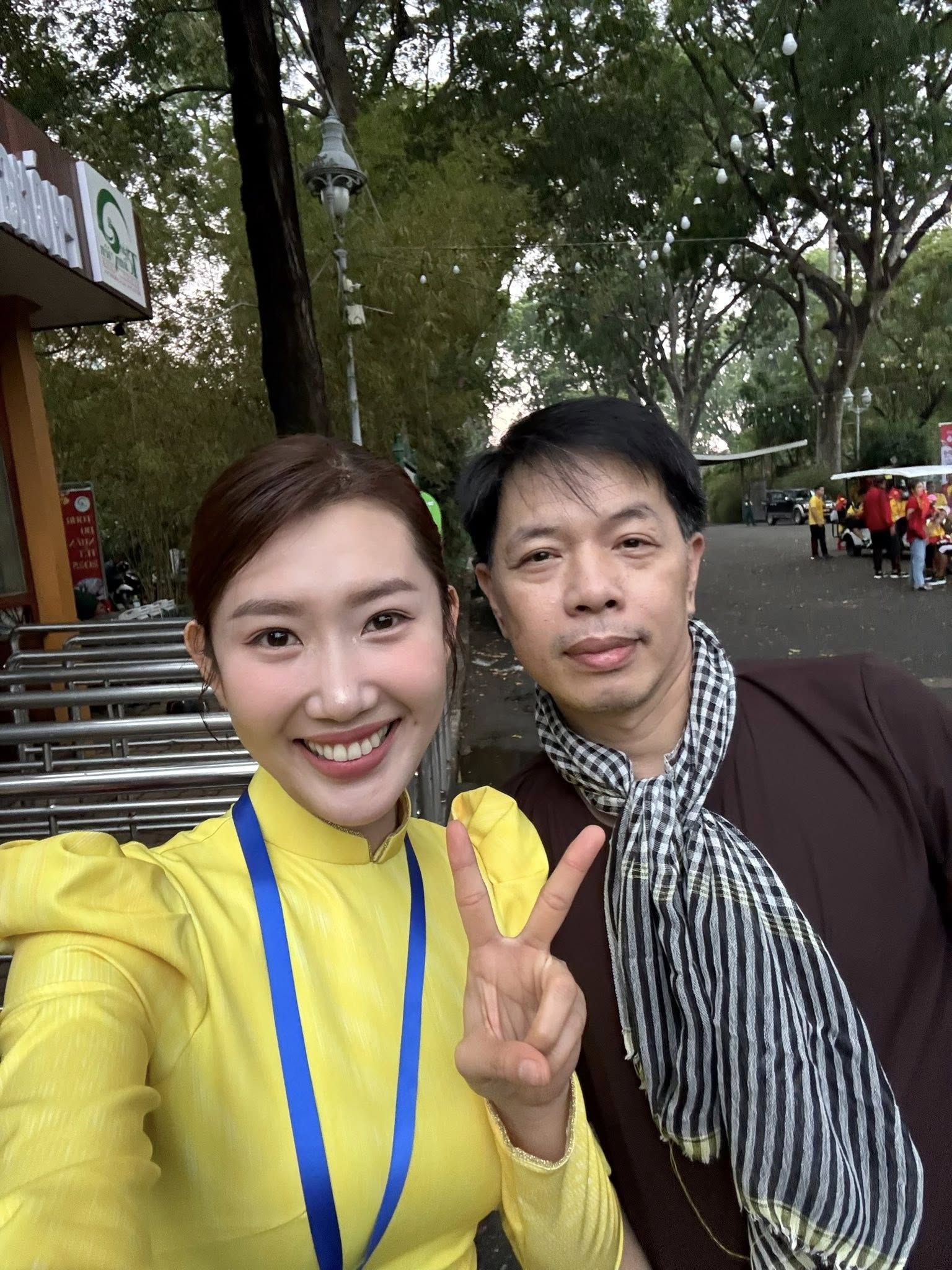 Tổng duyệt ngày 27/4: Hoa hậu Thanh Thủy, Lan Ngọc và dàn sao Việt diện áo dài, tất bật chuẩn bị từ 3h sáng- Ảnh 6.