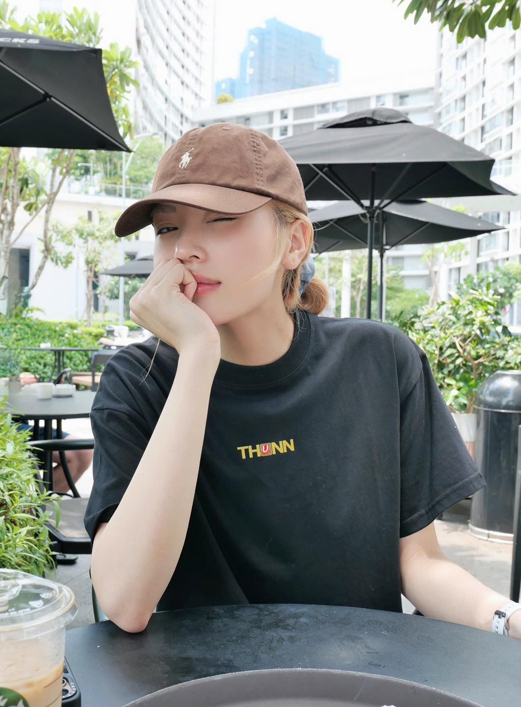 Hoa hậu Kỳ Duyên lộ diện giữa drama, thay đổi 1 chi tiết sau khi liên tục bị chê xuống sắc- Ảnh 2.