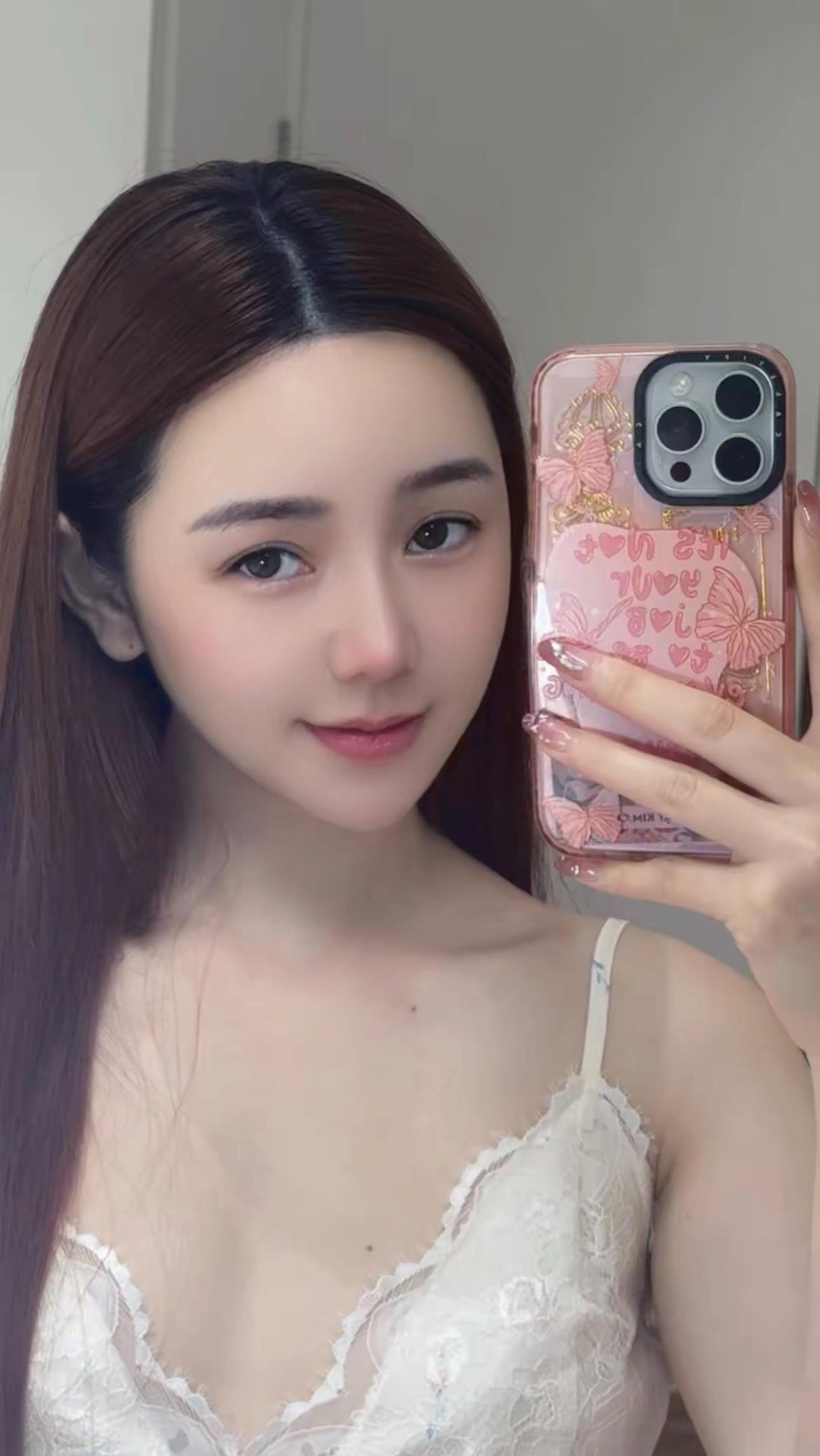 Hot girl sân pickleball diện áo ngủ hờ hững, đăng Hot girl sân pickleball diện áo ngủ hờ hững, đăng