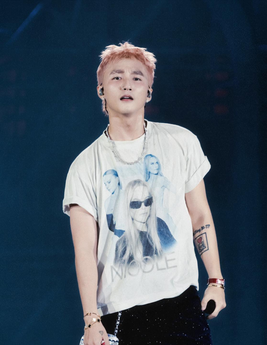 Sự im lặng của Sơn Tùng - Thiều Bảo Trâm- Ảnh 8.