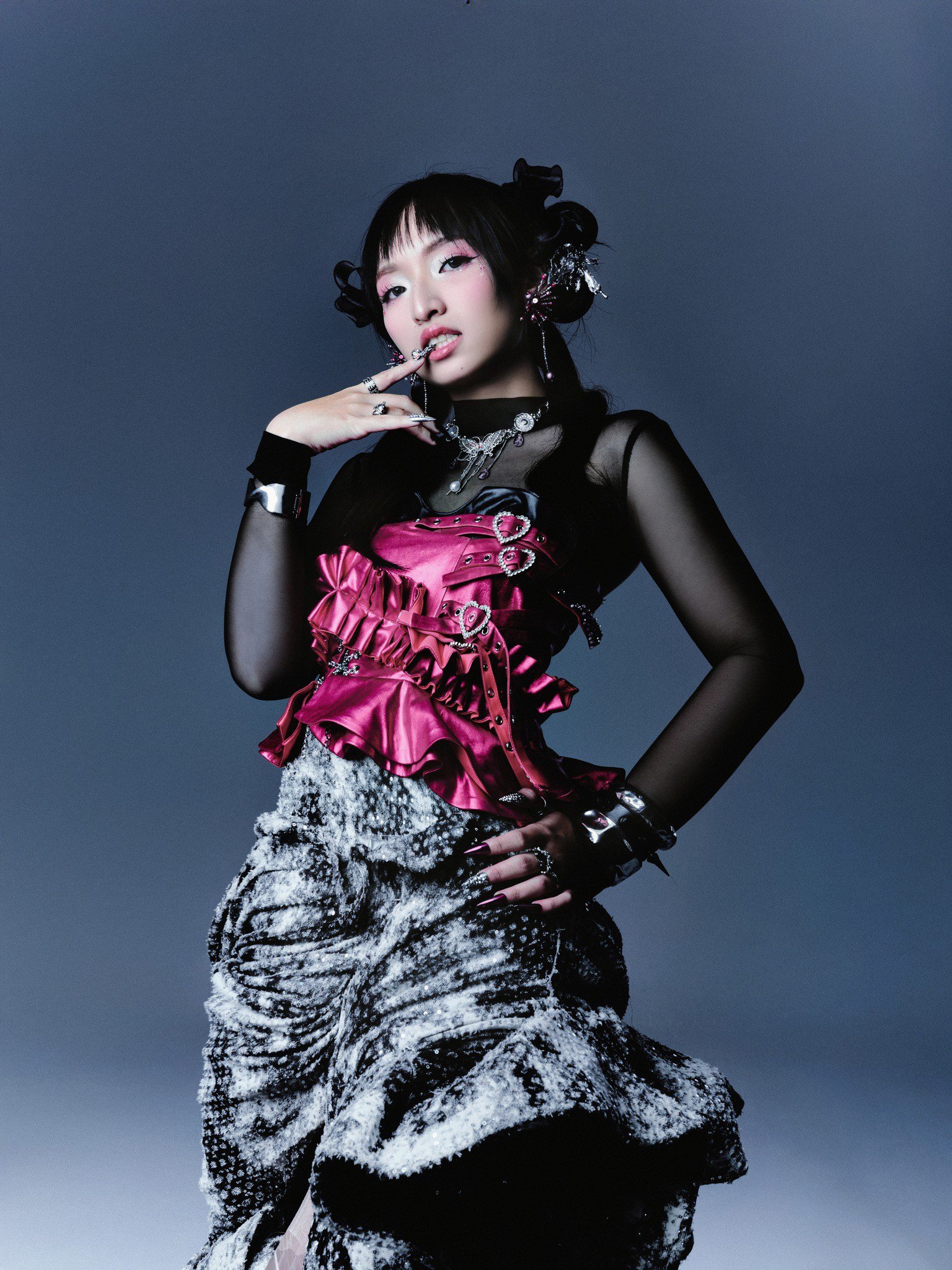 Bông hồng lai được nhắc tới nhiều nhất ở Em xinh - 2