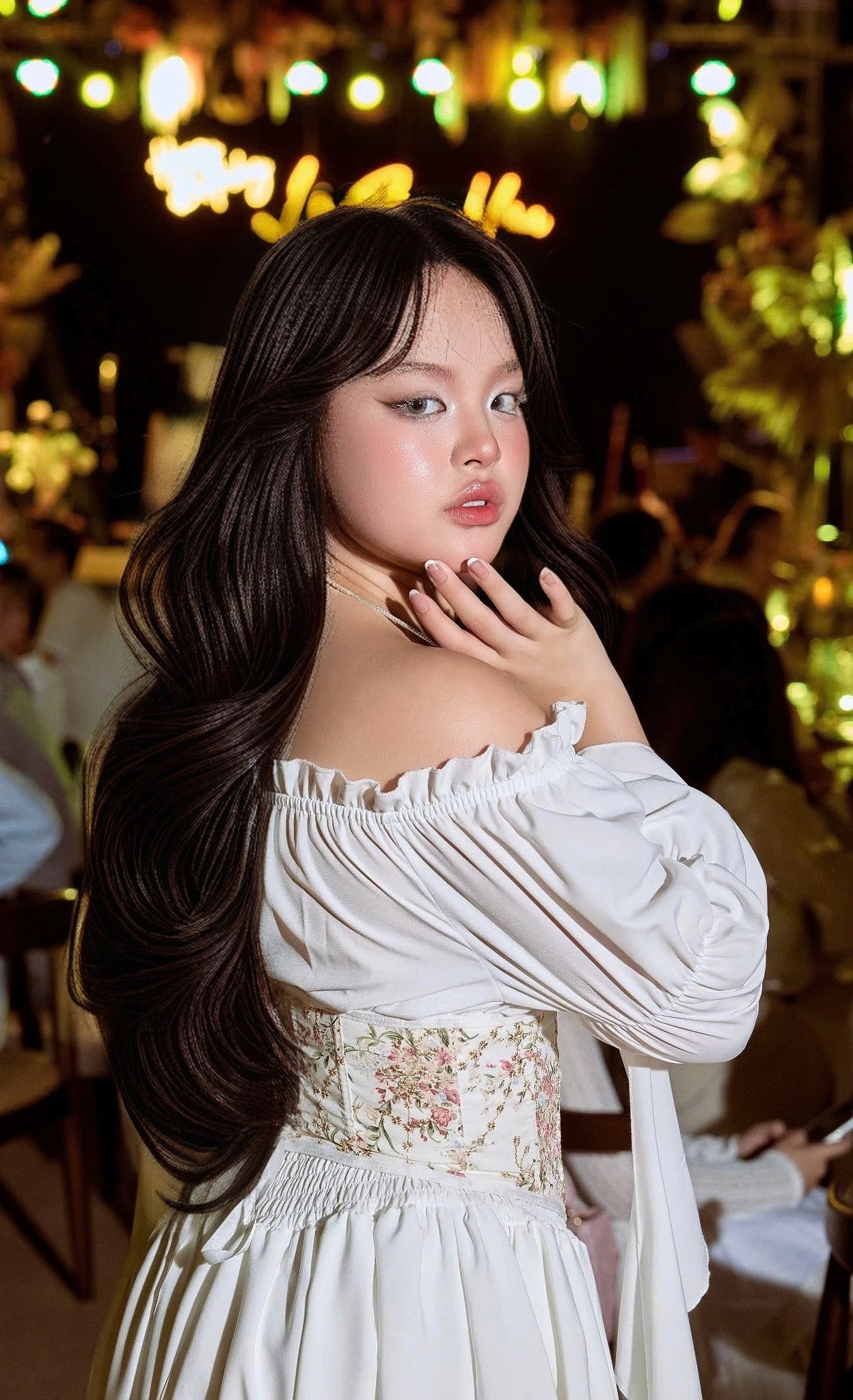 Dụi mắt nhận không ra visual tiểu thư nhà siêu mẫu Vbiz, tuổi 18 khác lạ thế này!- Ảnh 2. Dụi mắt nhận không ra visual tiểu thư nhà siêu mẫu Vbiz, tuổi 18 khác lạ thế này!- Ảnh 2.