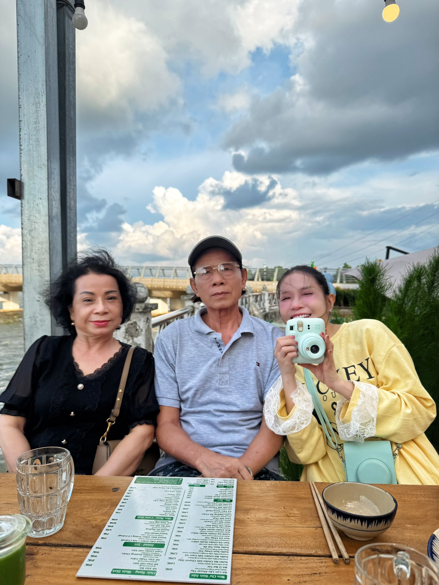 Huỳnh Phương - Khả Như lộ clip ra mắt gia đình, đám cưới đình đám Vbiz đang đến gần?- Ảnh 1. Huỳnh Phương - Khả Như lộ clip ra mắt gia đình, đám cưới đình đám Vbiz đang đến gần?- Ảnh 1.