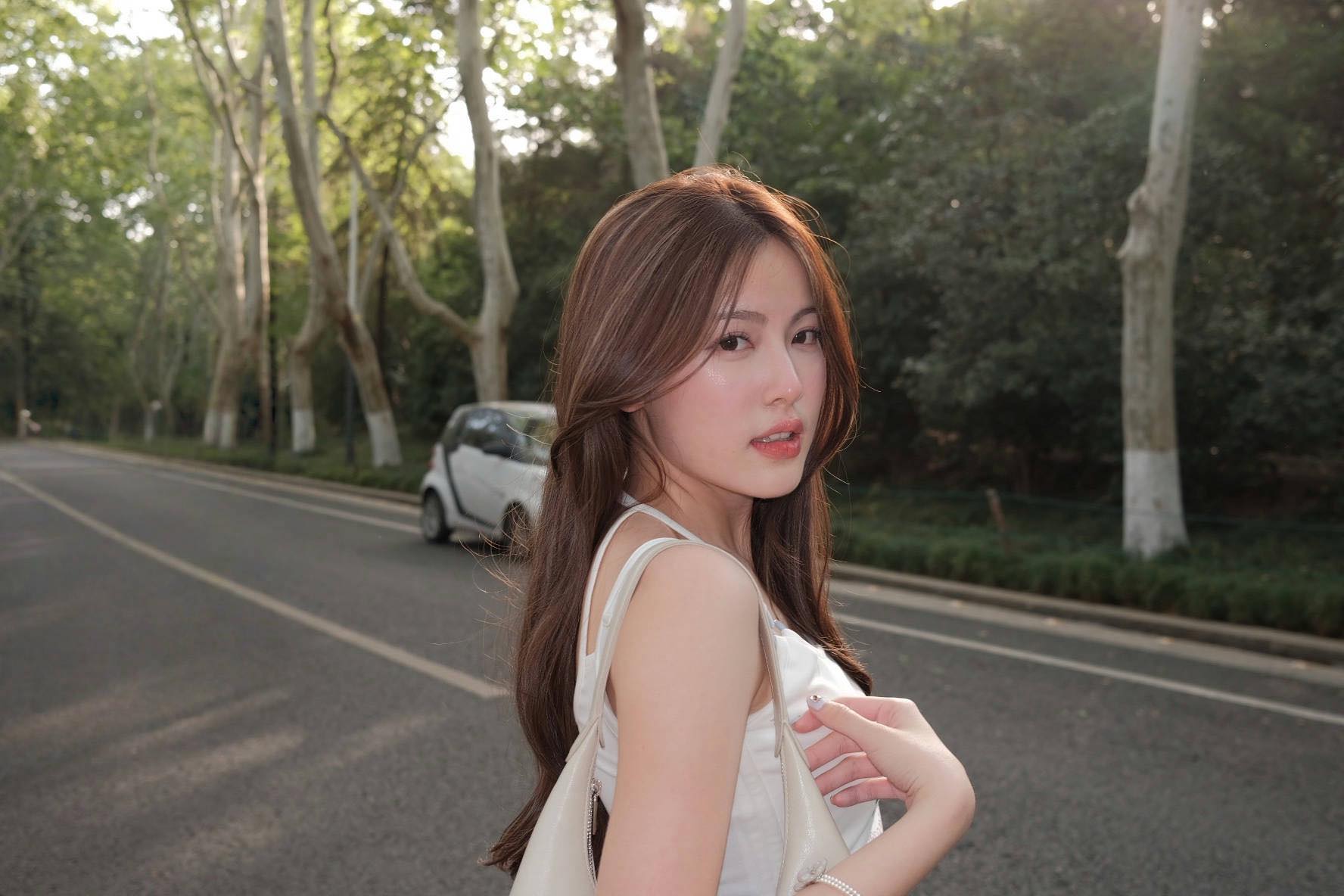 Hot girl Tăng Mỹ Hàn liên tục cập nhật hình ảnh đậm chất nàng thơ, fan nam ngây ngất sau ồn ào đời tư- Ảnh 2.