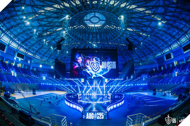 Lien Quan Mobile: Thanh Dia Tien Son Ruc Chay Voi Hang Ngan Nguoi Ham Mo 9 Liên Quân Mobile: Thánh Địa Tiên Sơn Rực Cháy Với Hàng Ngàn Người Hâm Mộ 9