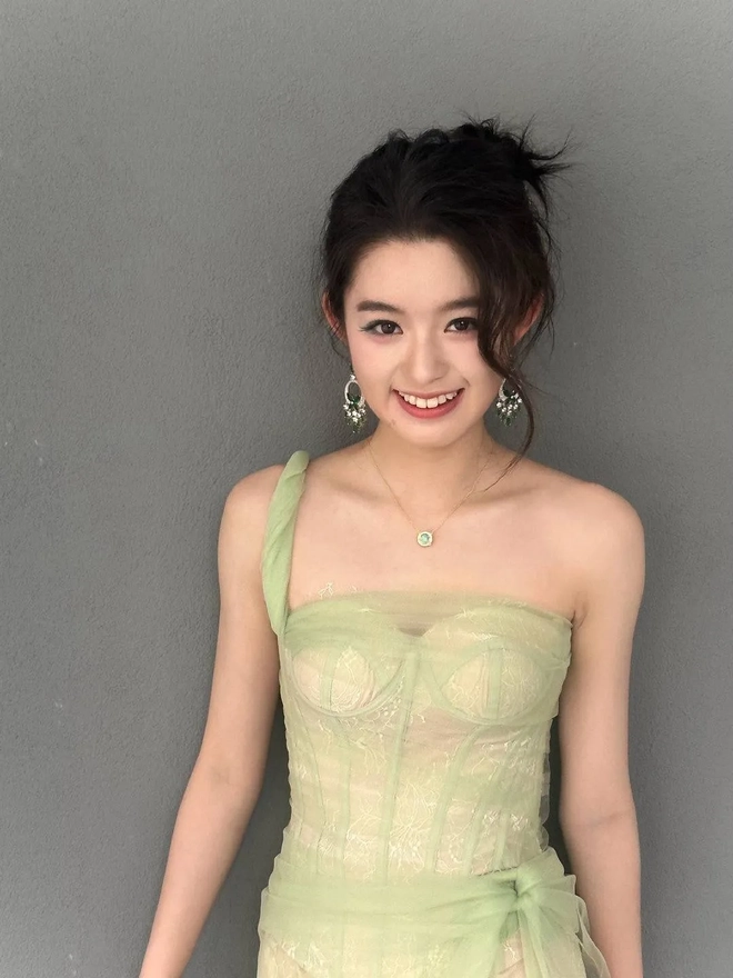 Diễn biến bất ngờ vụ đôi bông tai gây rúng động showbiz- Ảnh 2.