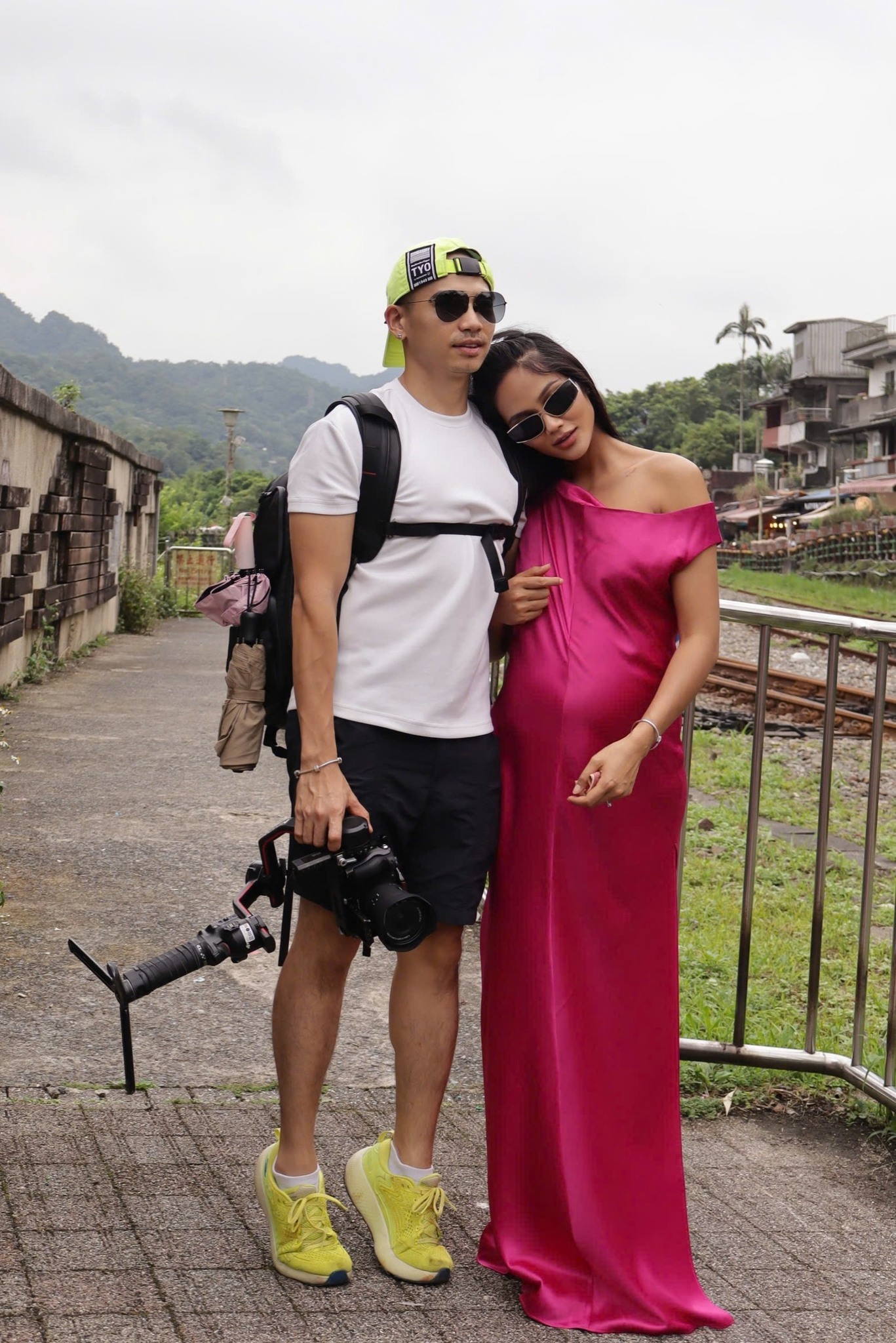 H'Hen Niê ngăn cản chồng làm 1 việc vì lo sợ làng xóm dị nghị- Ảnh 2.