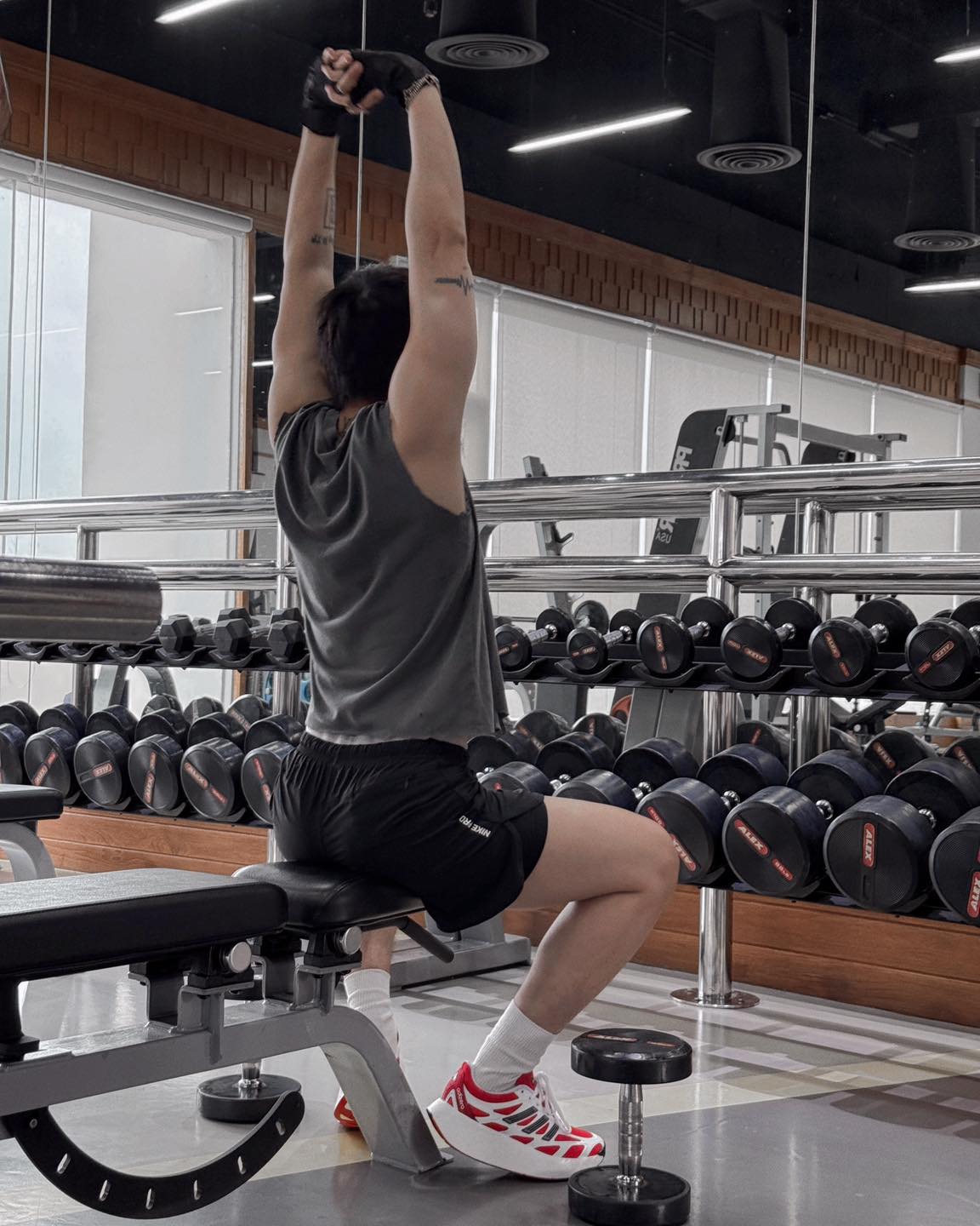 Sơn Tùng - HIEUTHUHAI đọ body gym hừng hực: Biết chọn ai đây?- Ảnh 7. Sơn Tùng - HIEUTHUHAI đọ body gym hừng hực: Biết chọn ai đây?- Ảnh 7.