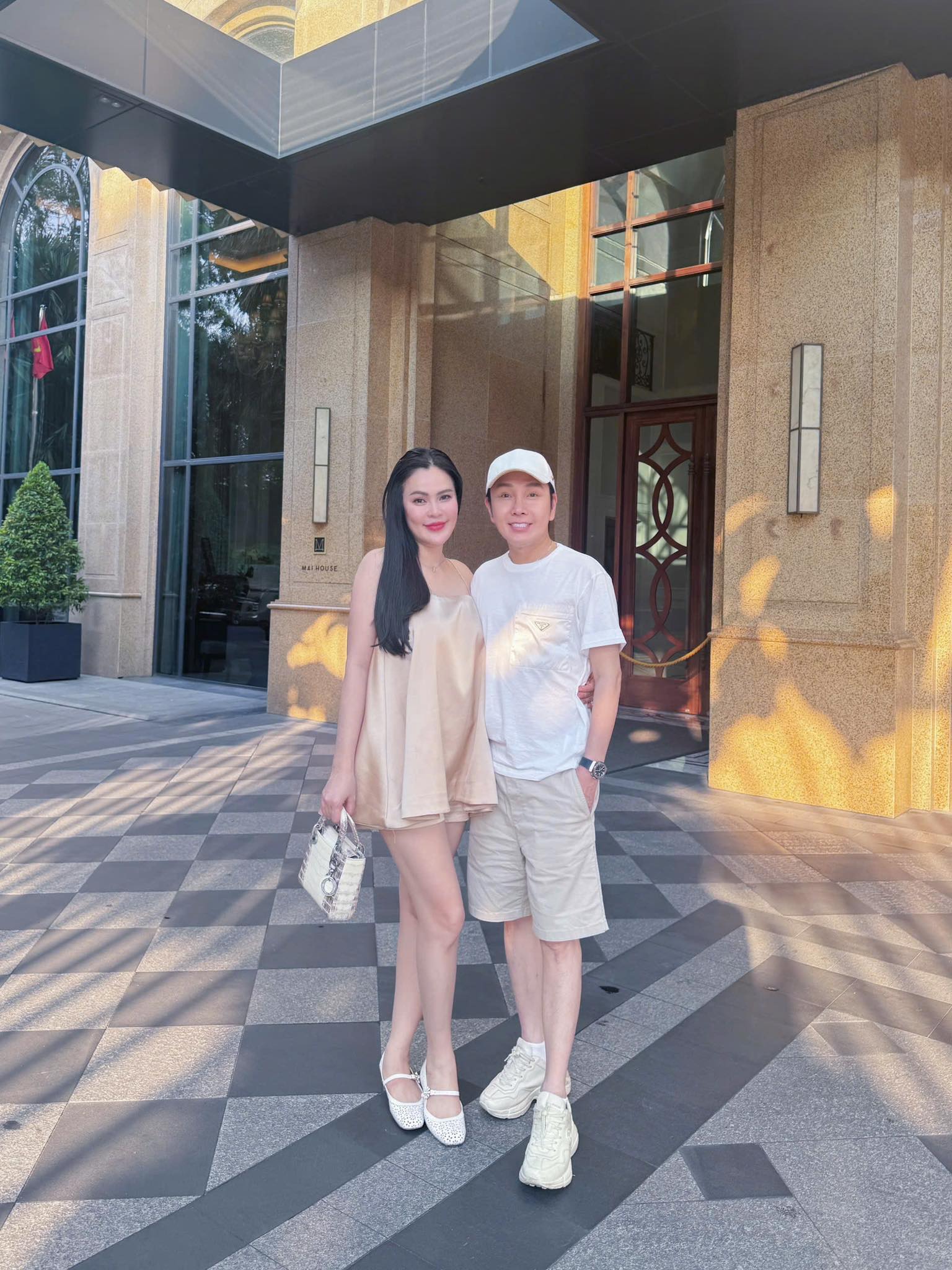 Hoa hậu Việt sợ chồng chê khi mang thai con thứ 4- Ảnh 2.