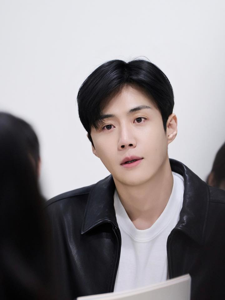 Mặt mộc gây sốc của Suzy- Ảnh 3.