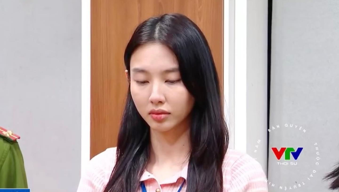 Hành động toan tính của Thuỳ Tiên khi ồn ào kẹo rau củ vừa bại lộ- Ảnh 1. Hành động toan tính của Thuỳ Tiên khi ồn ào kẹo rau củ vừa bại lộ- Ảnh 1.