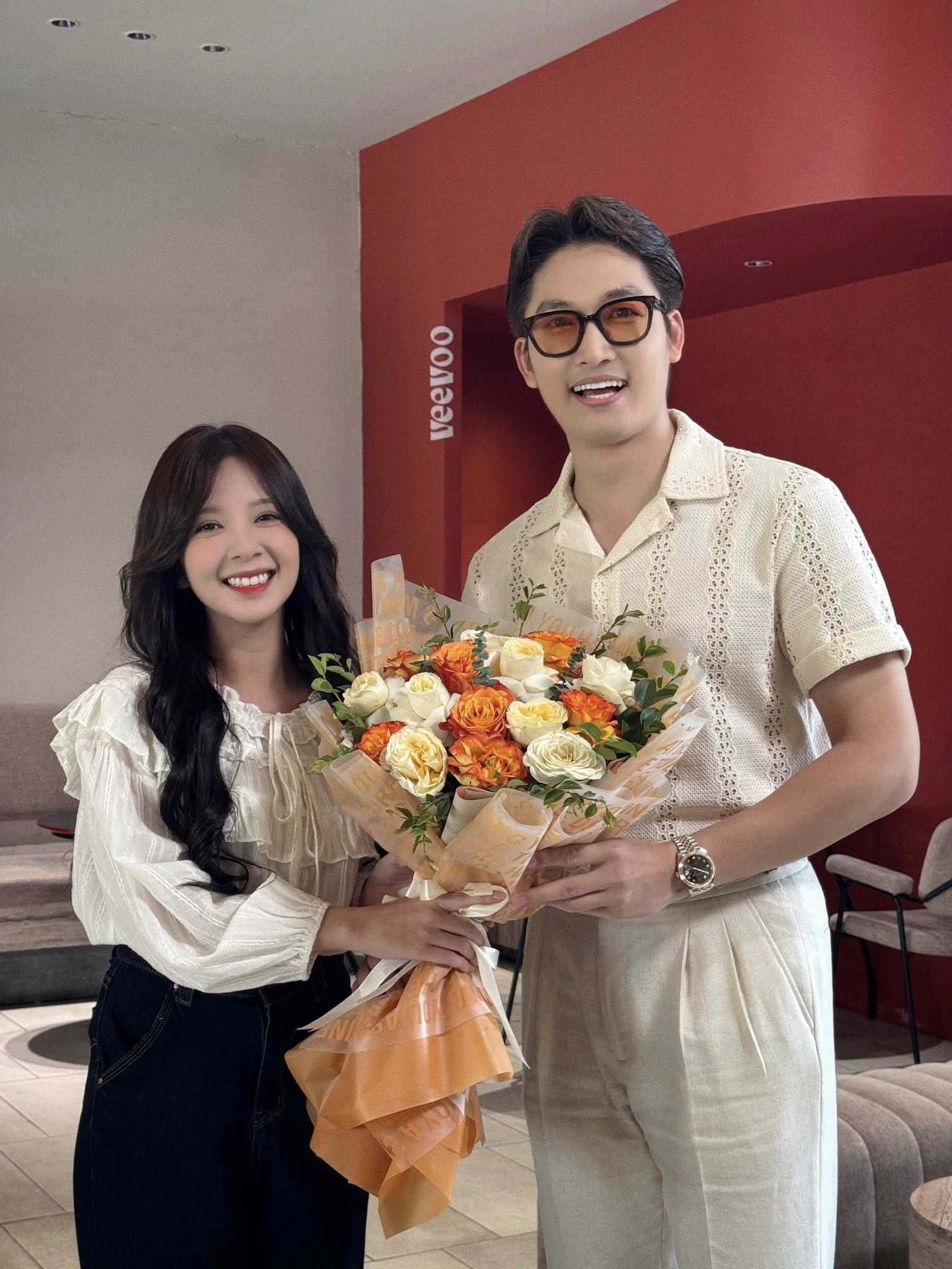 Hồ sơ tình ái của Đình Tú: Từng yêu mẹ đơn thân 5 năm, vướng Hồ sơ tình ái của Đình Tú: Từng yêu mẹ đơn thân 5 năm, vướng