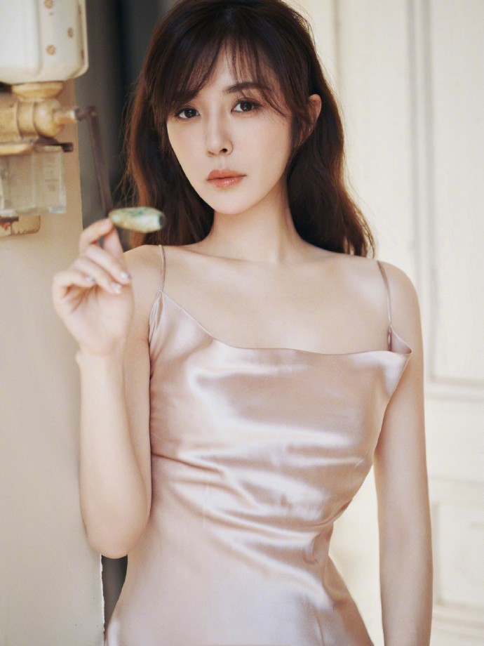 Cặp diễn viên hàng đầu chia tay sau 1 tháng đính hôn, nhà trai