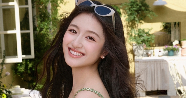 "Nữ thần học đường" xóa sạch mọi giấu vết về bạn trai "phim giả tình thật", xem phản ứng khán giả càng không ngờ! 4b71b783ly1i0xww9kbvaj225s38ou11 17460689845431643534822 1746074314588 17460743159731542143871 204 0 1251 2000 crop 17460744568781828937894jpg