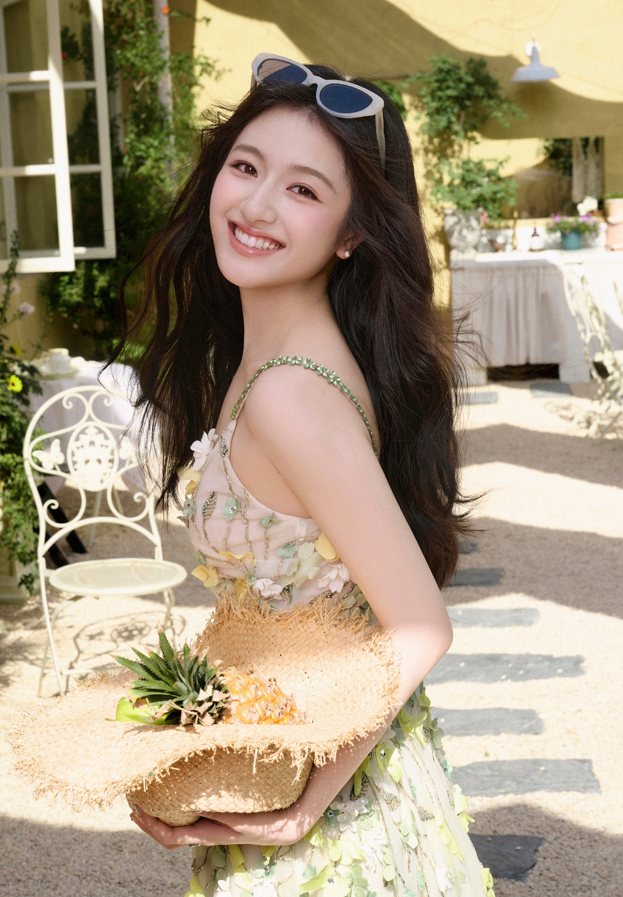 "Nữ thần học đường" xóa sạch mọi giấu vết về bạn trai "phim giả tình thật", xem phản ứng khán giả càng không ngờ! 4b71b783ly1i0xww9kbvaj225s38ou11 17460689845431643534822 1746074314588 17460743159731542143871