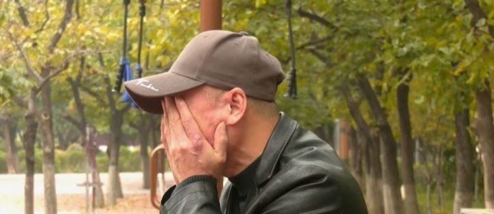 24 năm trước vay bạn gái cũ 37 triệu đồng, người đàn ông nhờ dân mạng tìm để trả- Ảnh 2. 24 năm trước vay bạn gái cũ 37 triệu đồng, người đàn ông nhờ dân mạng tìm để trả- Ảnh 2.