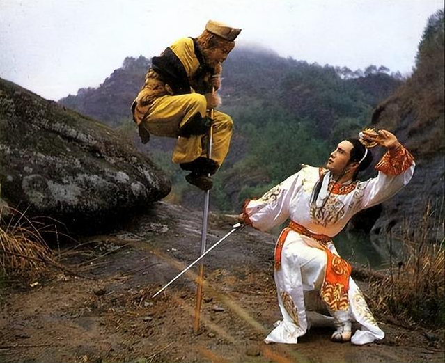 Thảm cảnh của mỹ nam đẹp nhất Tây Du Ký: Bị Tạ Đình Phong đánh nhập viện, 3 lần kết hôn 6 lần mất con- Ảnh 1.