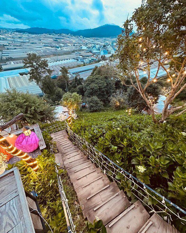 "Nhạc sĩ giàu nhất Việt Nam" khoe cơ ngơi 1.000m2 như cổ tích tại Đà Lạt 5 1737973320 552 width602height752