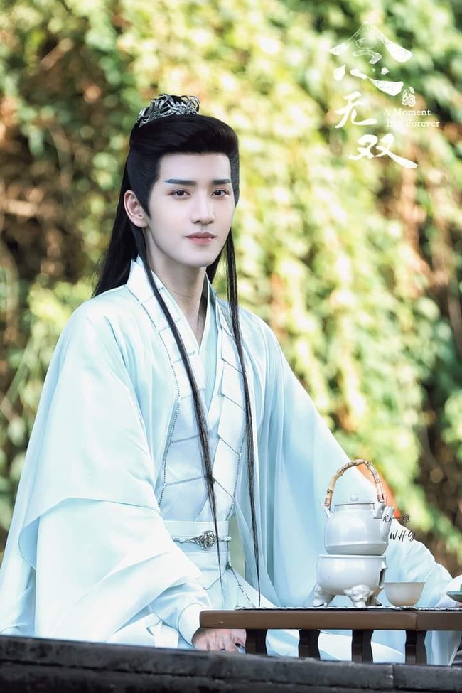 Mỹ nam Trung Quốc bị dìm nhan sắc như thể Mỹ nam Trung Quốc bị dìm nhan sắc như thể