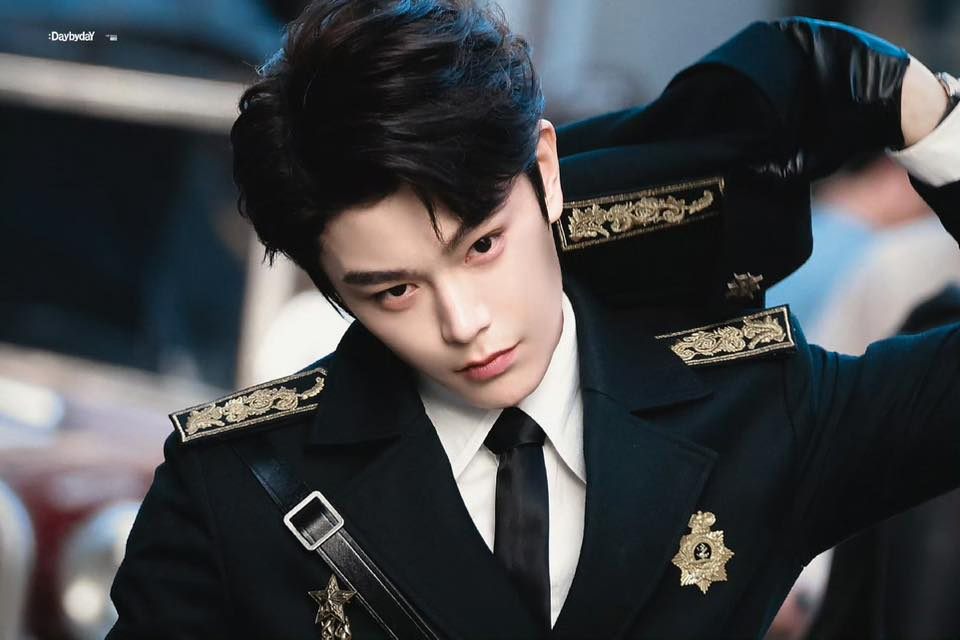 Thiếu soái đẹp nhất Trung Quốc khiến hội chị em ngất lên ngất xuống: Lần đầu làm chuyện ấy gây sốt MXH- Ảnh 6.