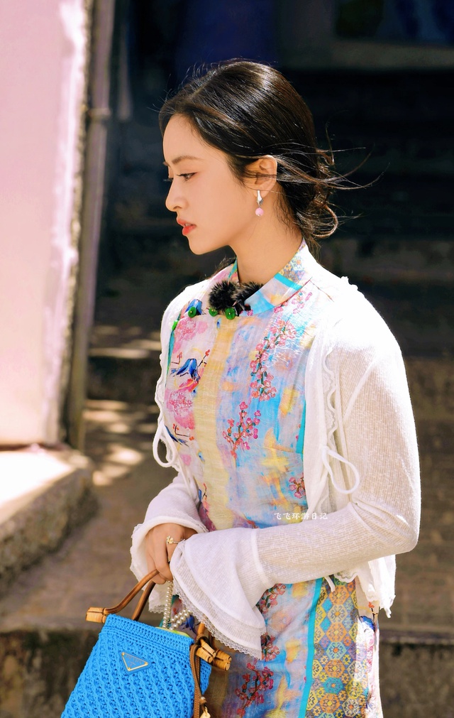 Visual gây sốc của nữ thần thanh xuân đang gây bão MXH: U30 mà đẹp như gái 18, outfit bộ nào cũng mê- Ảnh 5.