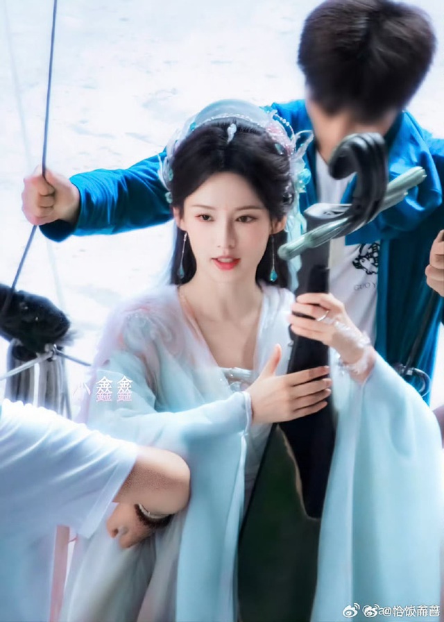 Tiên tử đẹp nhất màn ảnh Hoa ngữ hiện tại: Khí chất thần nữ từ trong ra ngoài, visual nét căng bạn diễn phải trố mắt nhìn- Ảnh 2.