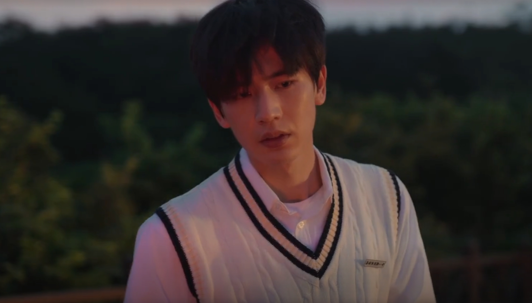 Độc lạ nam chính chỉ lên hình 18 giây: Tưởng được bênh lại nhận rổ gạch đá, bên ngoài đẹp mà lên phim xấu cay mắt- Ảnh 7. Độc lạ nam chính chỉ lên hình 18 giây: Tưởng được bênh lại nhận rổ gạch đá, bên ngoài đẹp mà lên phim xấu cay mắt- Ảnh 7.