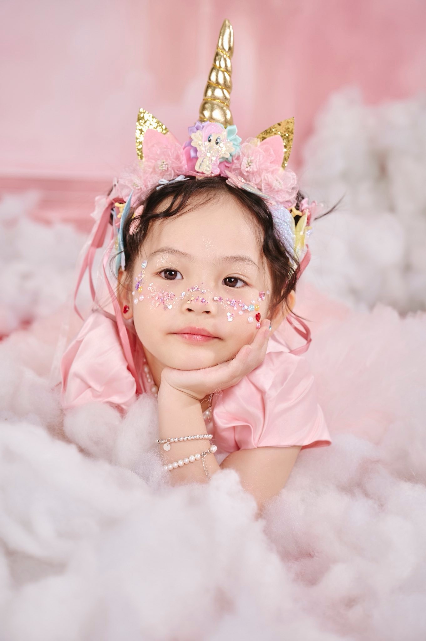 Con gái Cường Đô La mừng sinh nhật tròn 5 tuổi, ngày càng ra dáng tiểu mỹ nhân- Ảnh 6. Con gái Cường Đô La mừng sinh nhật tròn 5 tuổi, ngày càng ra dáng tiểu mỹ nhân- Ảnh 6.