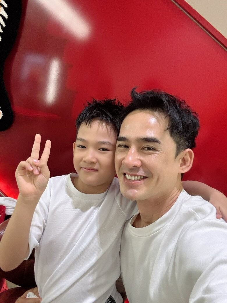 Con trai 7 tuổi của Lương Thế Thành, ngoại hình sao y