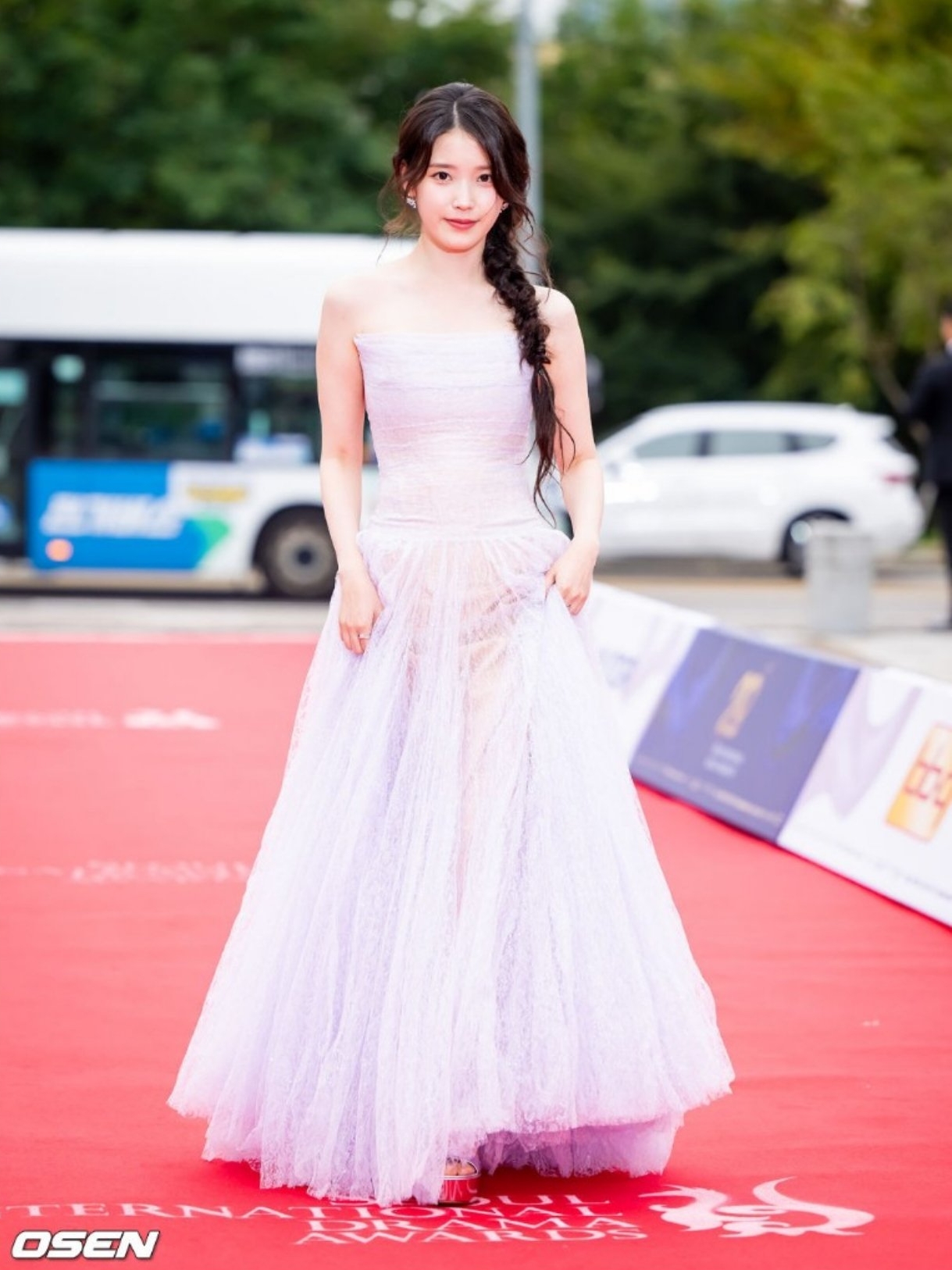 Ngắm mỹ nhân này 1 tỷ lần vẫn phải than trời vì quá đẹp: Đi đến đâu sáng bừng đến đó, cả Hàn Quốc có đúng 1 người- Ảnh 12. Ngắm mỹ nhân này 1 tỷ lần vẫn phải than trời vì quá đẹp: Đi đến đâu sáng bừng đến đó, cả Hàn Quốc có đúng 1 người- Ảnh 12.