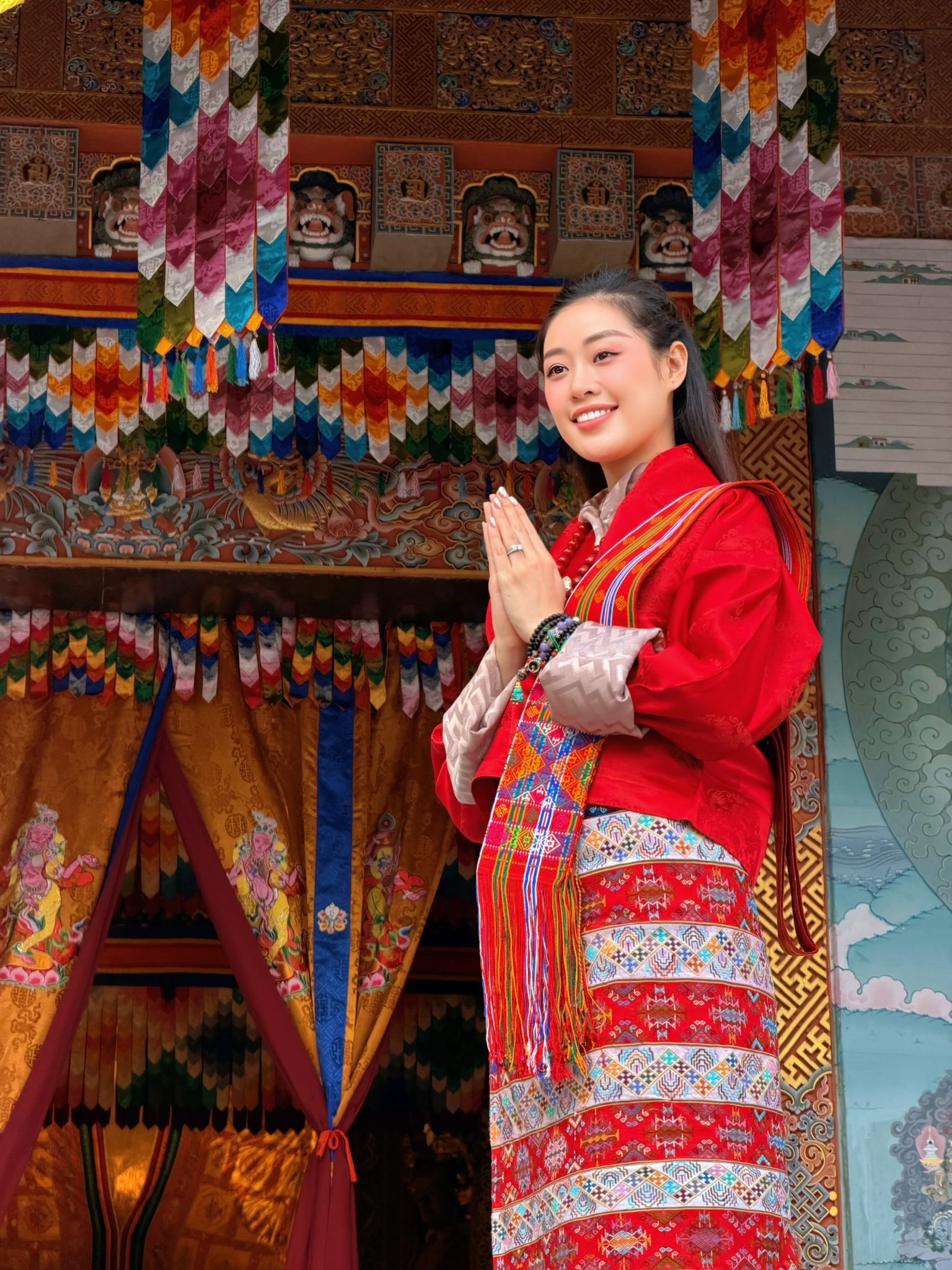 Hoa hậu Khánh Vân ngầm xác nhận đang mang thai con đầu lòng?- Ảnh 2. Hoa hậu Khánh Vân ngầm xác nhận đang mang thai con đầu lòng?- Ảnh 2.