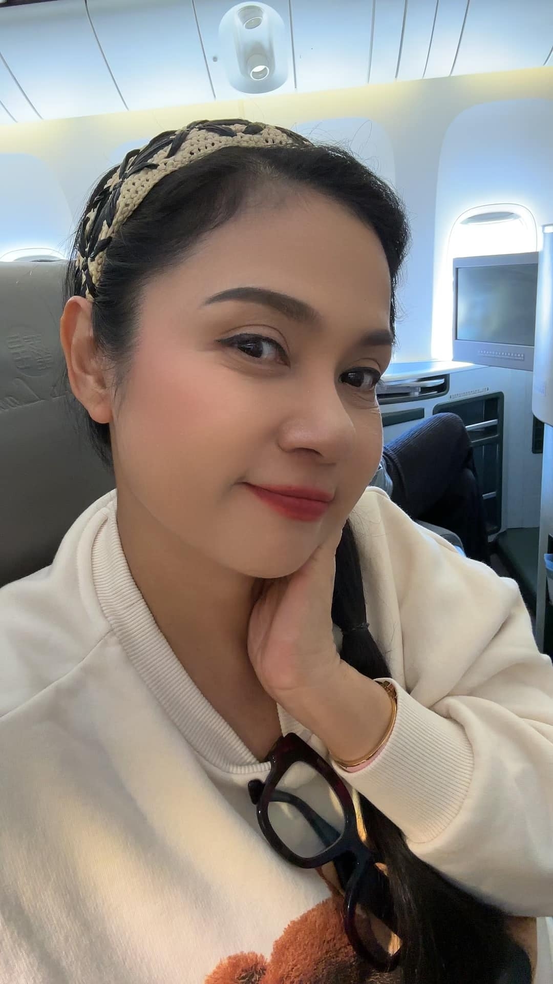 16 tuổi đã ra dáng đại mỹ nhân cả Việt Nam có đúng 1 người: Nhan sắc trời cao ban tặng, đẹp gì mà đẹp kinh thế- Ảnh 7.