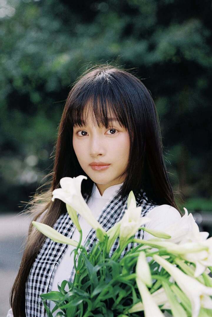 Gái xinh 2k1 vừa bị tóm gọn ăn tối thân mật với Quốc Trường là ai?- Ảnh 3.