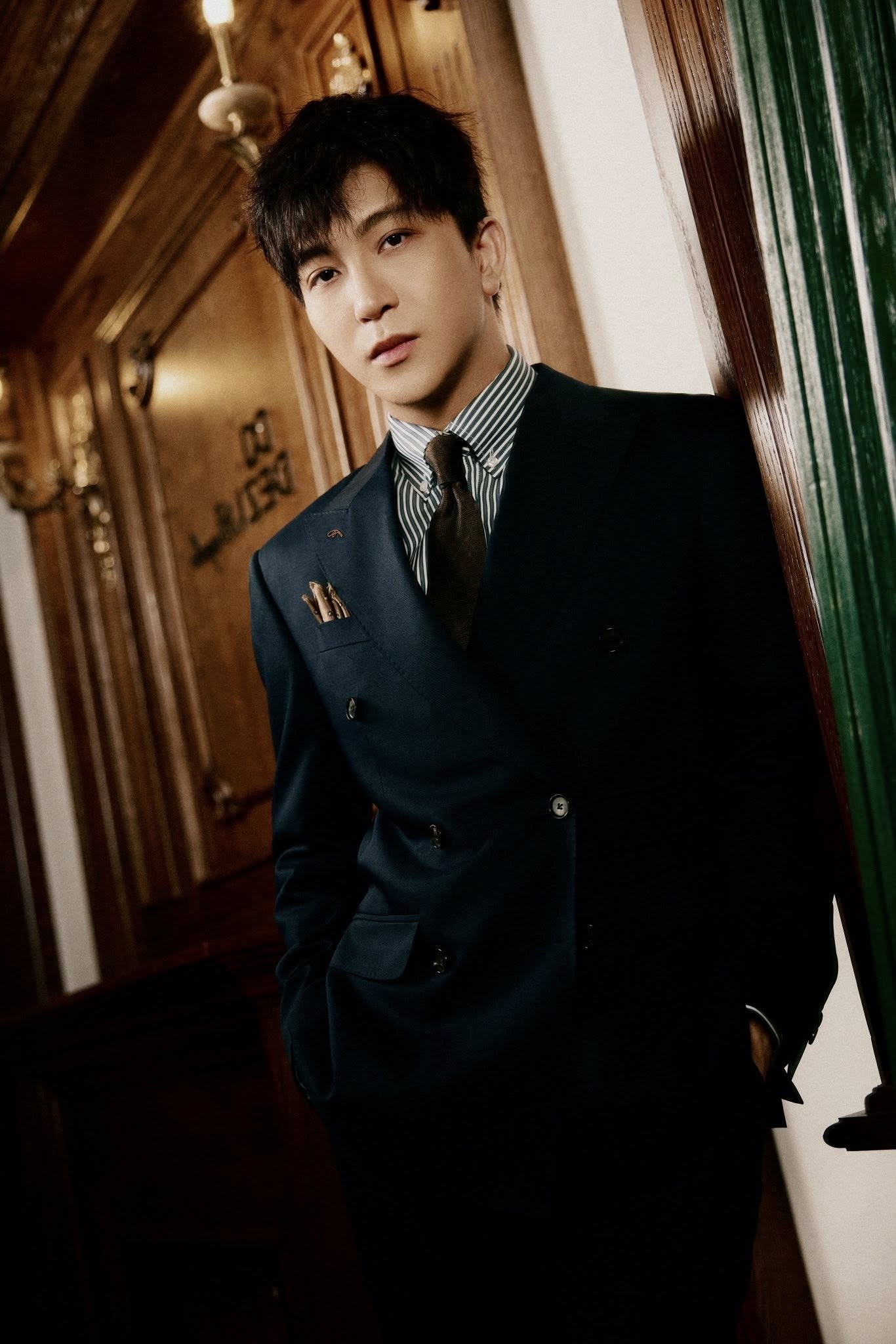 Mỹ nam Việt mất đúng 10s để chứng minh Mỹ nam Việt mất đúng 10s để chứng minh