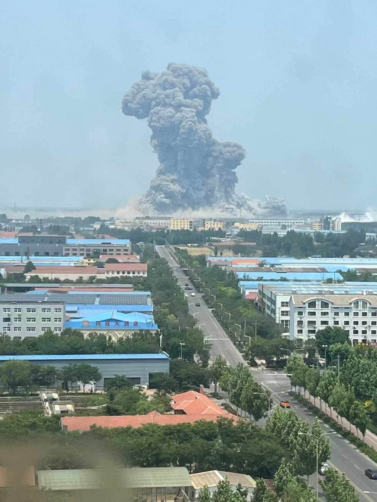 Cận cảnh vụ nổ