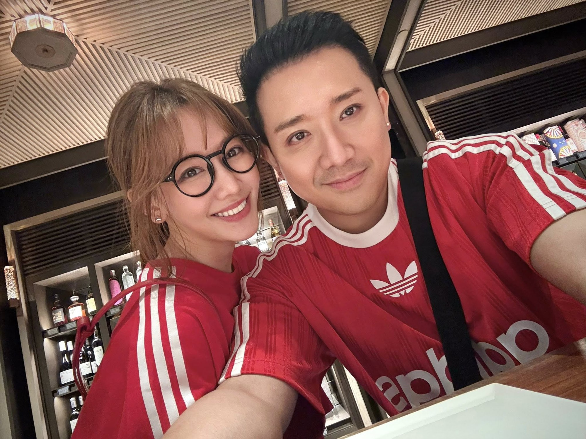 Trấn Thành đăng đàn giữa đêm: