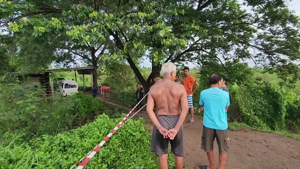 Đêm không thấy chồng về nhà, sáng hôm sau vợ ra gara kiểm tra thì bắt gặp cảnh tượng ám ảnh- Ảnh 3. Đêm không thấy chồng về nhà, sáng hôm sau vợ ra gara kiểm tra thì bắt gặp cảnh tượng ám ảnh- Ảnh 3.