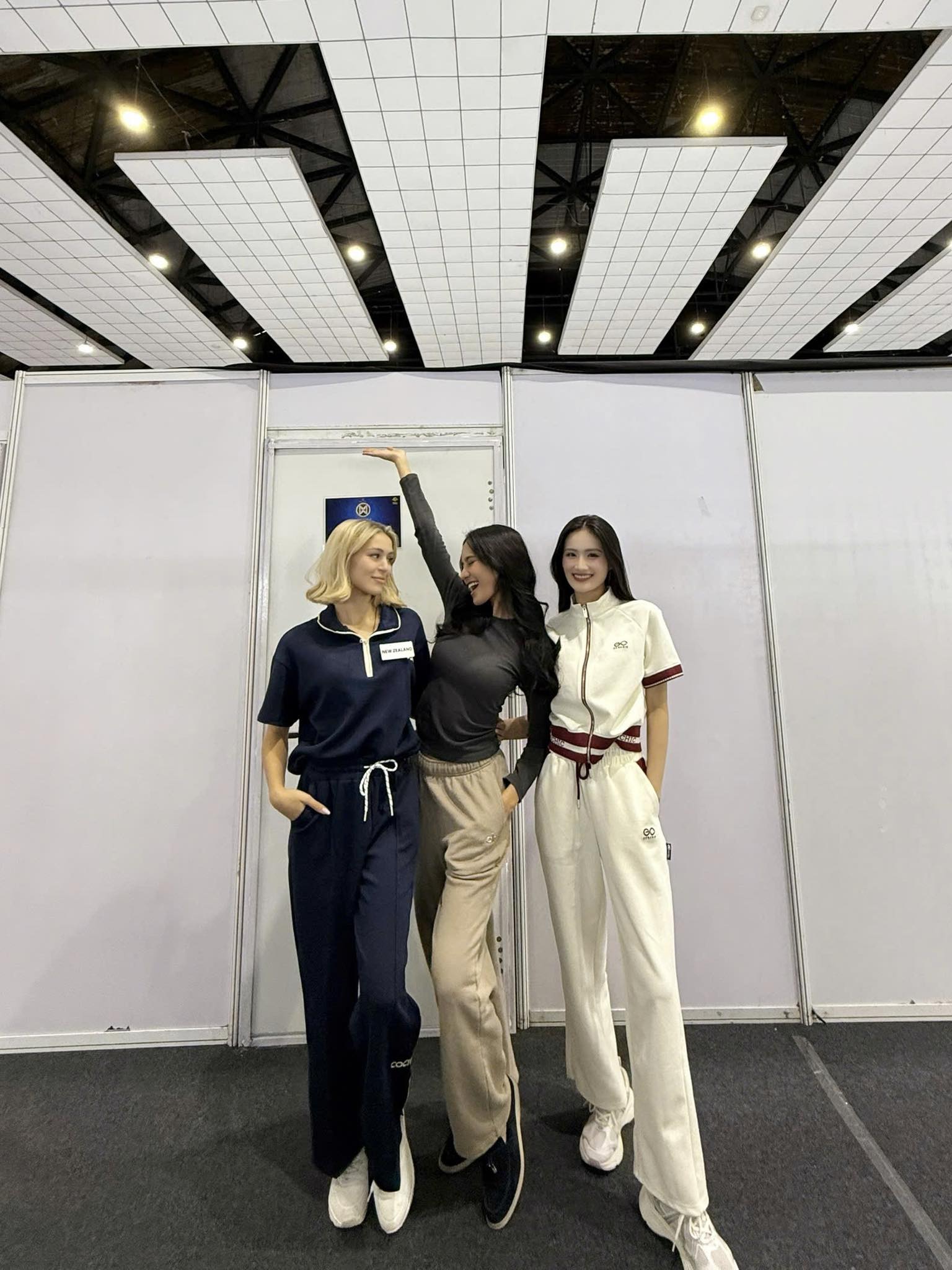 Chung kết Miss World: Hoa hậu Ý Nhi lộ diện trước giờ G, hé lộ tâm thư khiến khán giả lo lắng- Ảnh 1. Chung kết Miss World: Hoa hậu Ý Nhi lộ diện trước giờ G, hé lộ tâm thư khiến khán giả lo lắng- Ảnh 1.