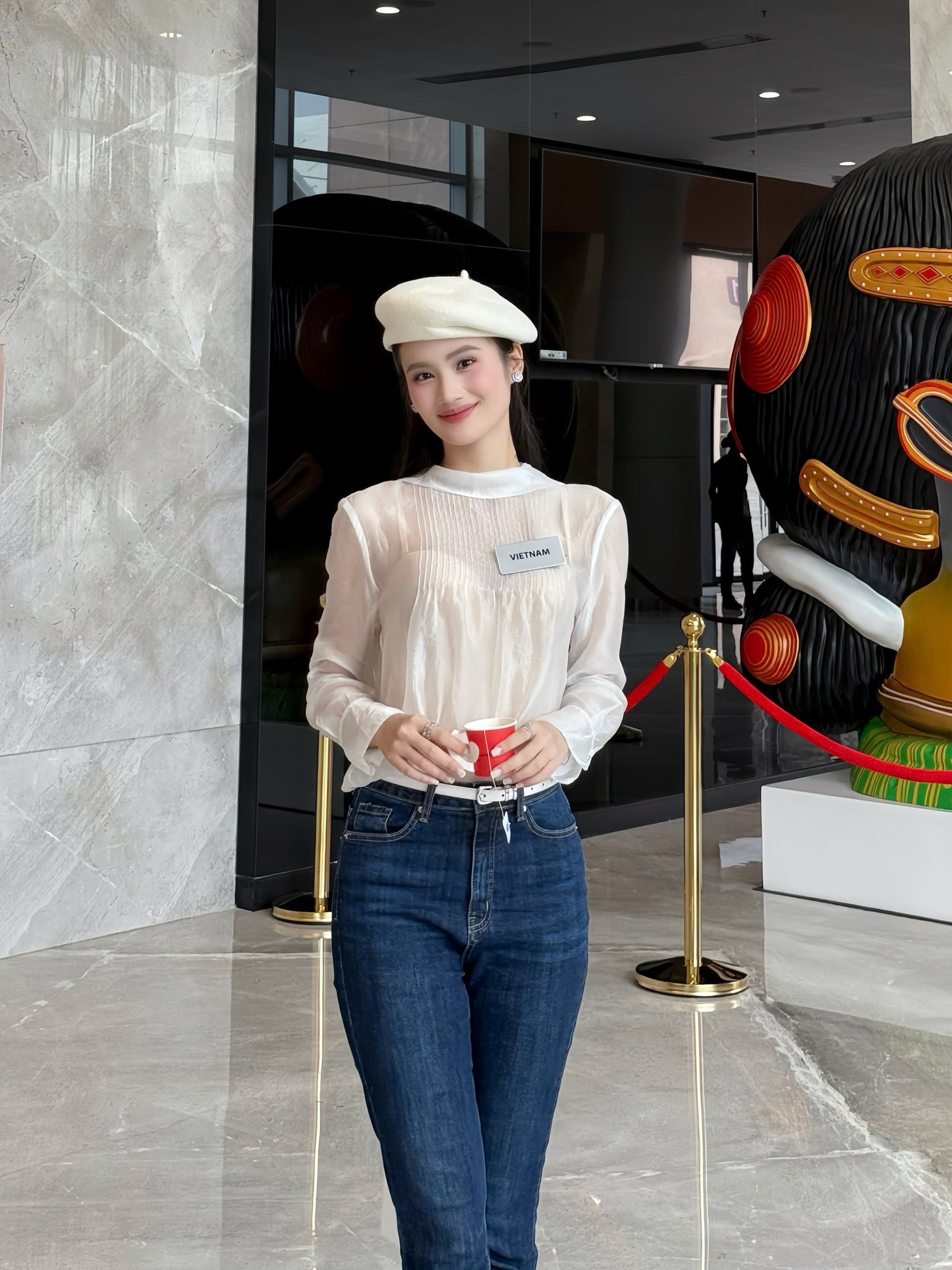 Ekip Hoa hậu Ý Nhi lên tiếng về việc phạm quy khiến mất trắng cơ hội vào thẳng Top 40 Miss World- Ảnh 3. Ekip Hoa hậu Ý Nhi lên tiếng về việc phạm quy khiến mất trắng cơ hội vào thẳng Top 40 Miss World- Ảnh 3.