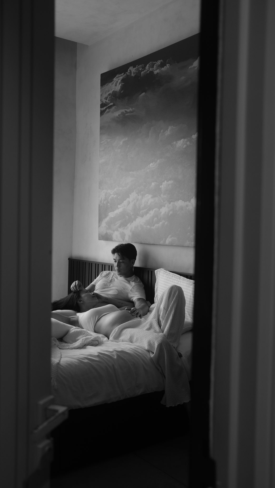 Ngô Thanh Vân mang thai đầy gian nan ở tuổi 46: Da khô sần sùi, rụng tóc và đau nhức khắp người- Ảnh 7.