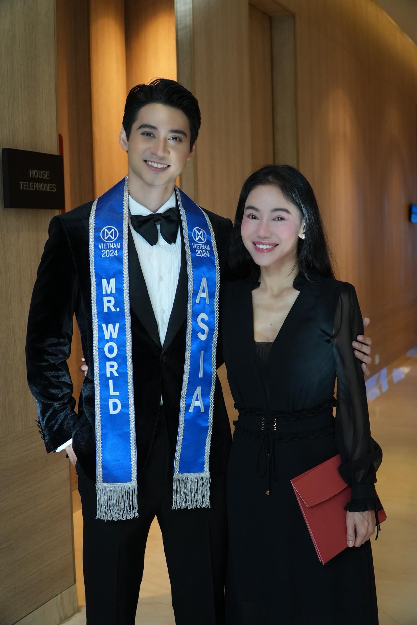 Trực tiếp Chung kết Miss World 2024: Hoa hậu Ý Nhi chính thức vào top 40 nhờ thực lực, bật khóc khi được gọi tên! - Ảnh 12.