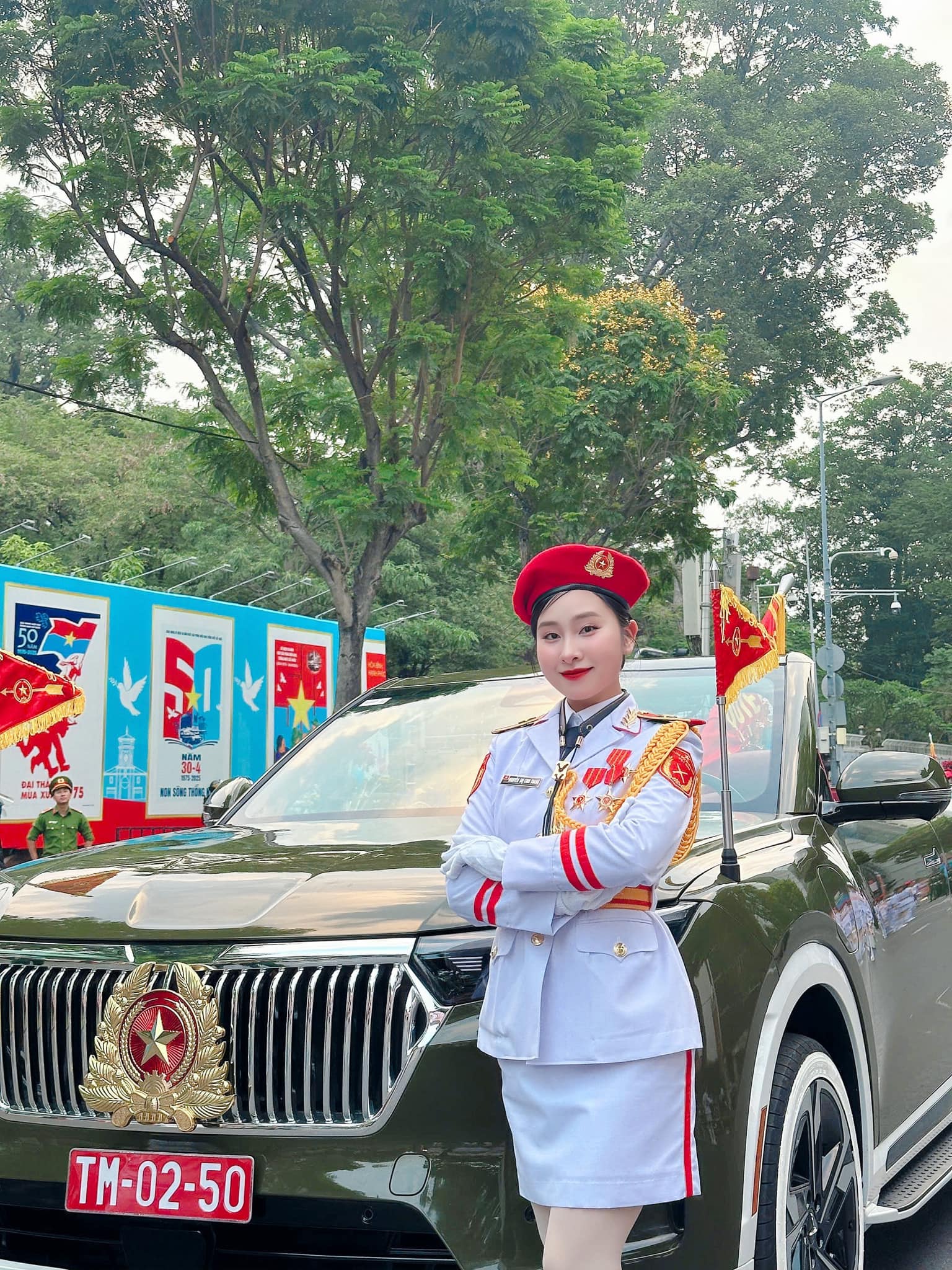 Chiến sĩ xinh đẹp khối Quân nhạc là TikToker nổi tiếng - 2