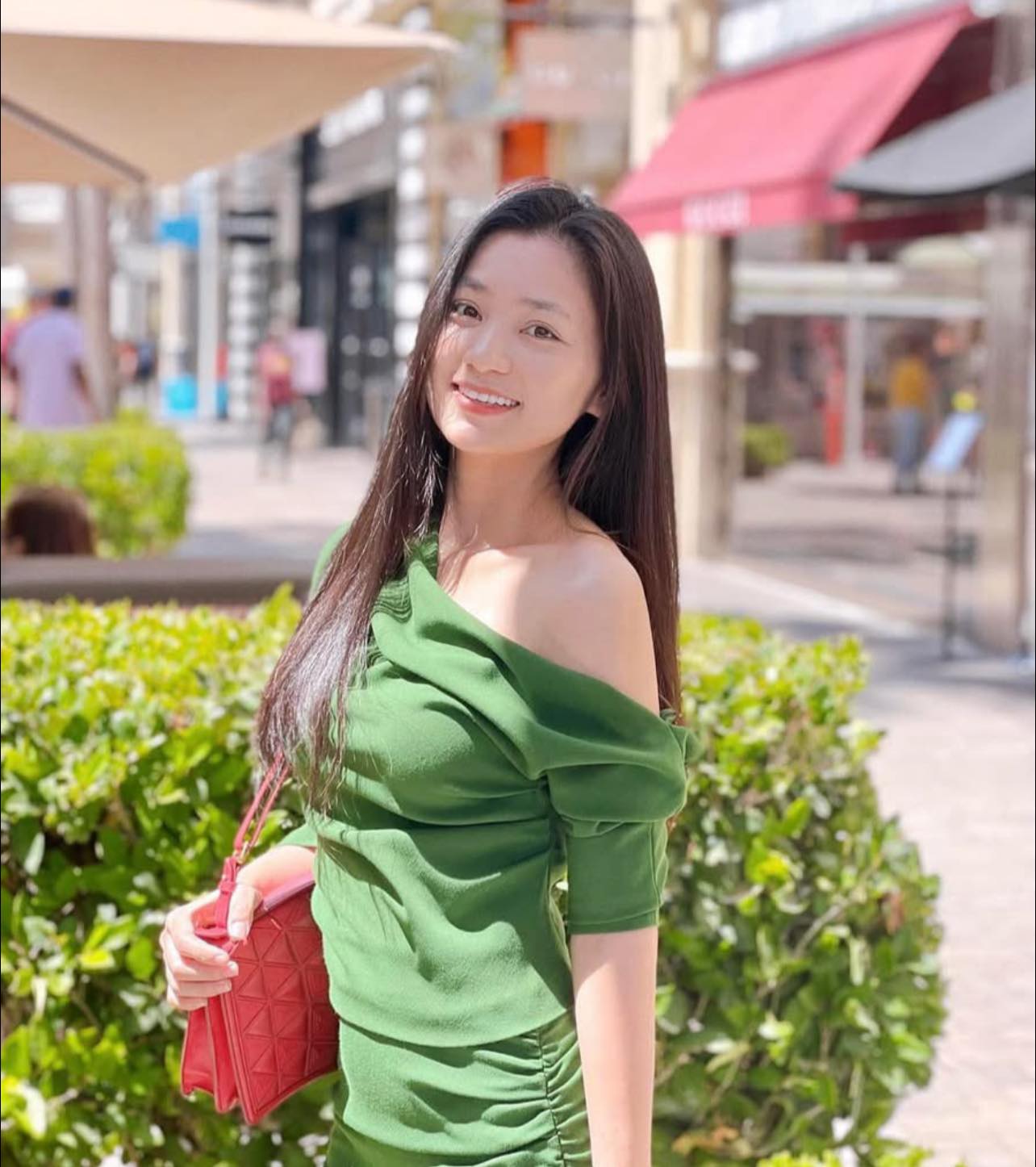 Cuộc sống của nữ nghệ sĩ đình đám theo chồng rời bỏ showbiz, 6 năm không trở lại, 40 tuổi đẹp như 20- Ảnh 8.