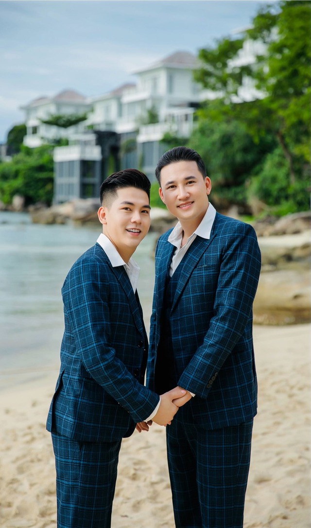 Sao nam được chồng tổ chức sinh nhật hoành tráng: Tặng vòng kim cương sáng chói mắt, phát cẩu lương tới tấp- Ảnh 5.